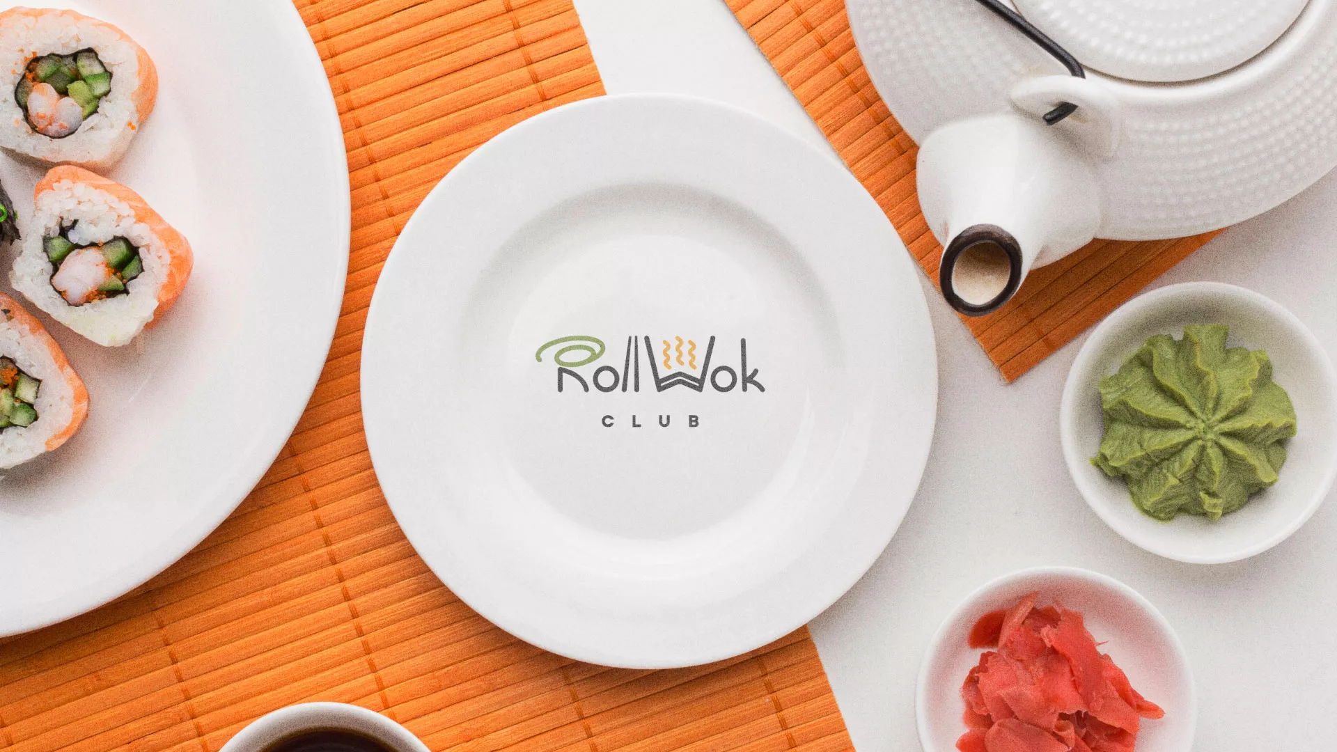 Разработка логотипа и фирменного стиля суши-бара «Roll Wok Club» в Заволжье